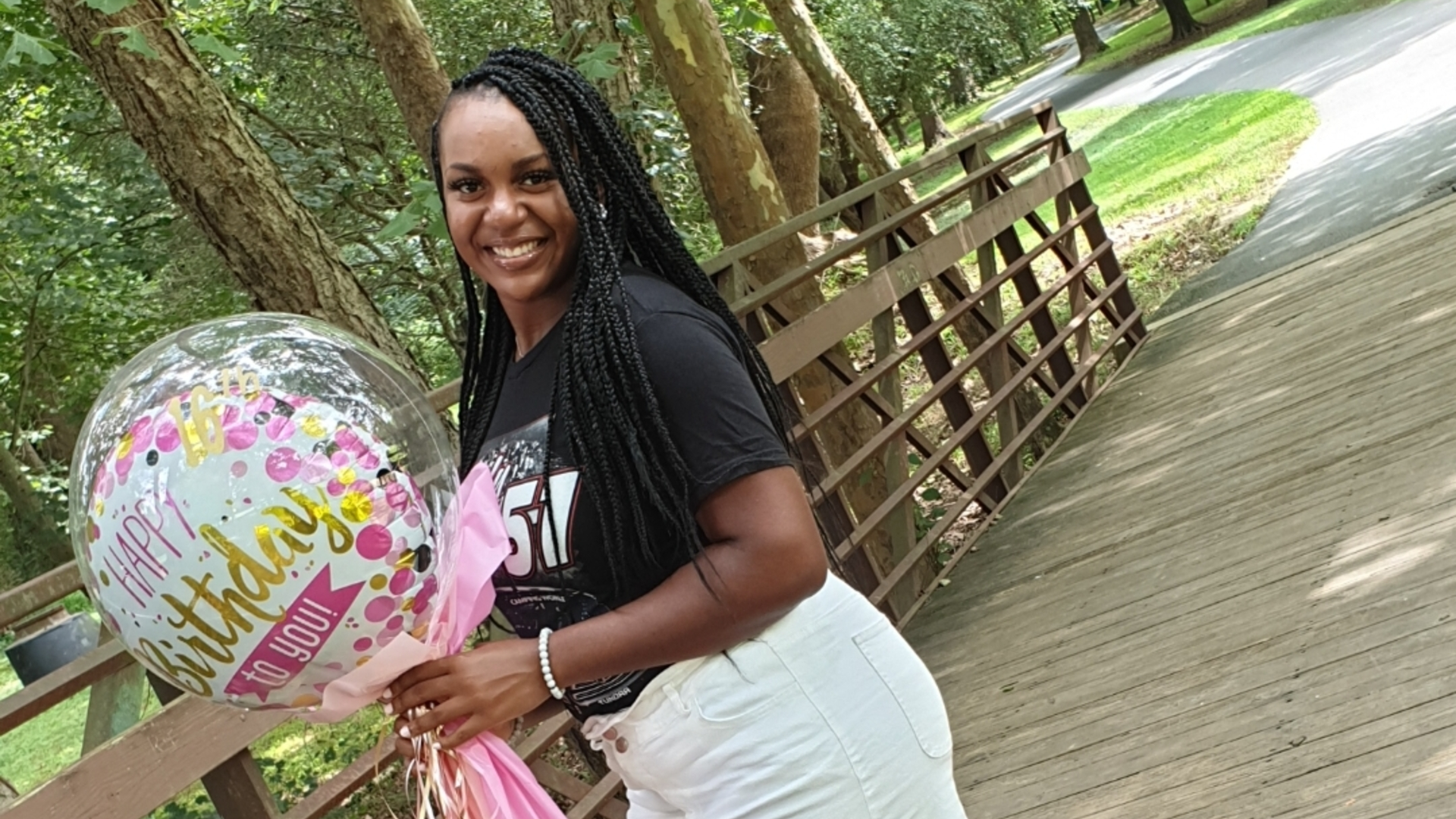 At 15, Journe Richards’ weight made daily activities uncomfortable and difficult. She was also showing signs of high blood pressure and prediabetes like many children and teens living with obesity. Then, her pediatrician referred her to Levine Children’s Healthy Futures Clinic.